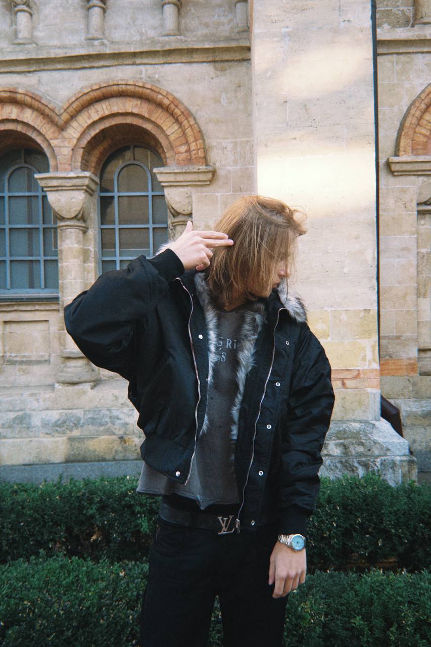 ALASKA MA-1 Fur Hood Bomber — Black