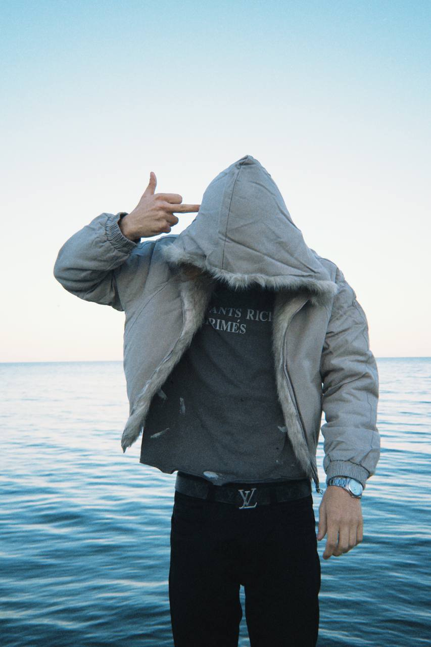 ALASKA OPIUM Light Grey Bomber