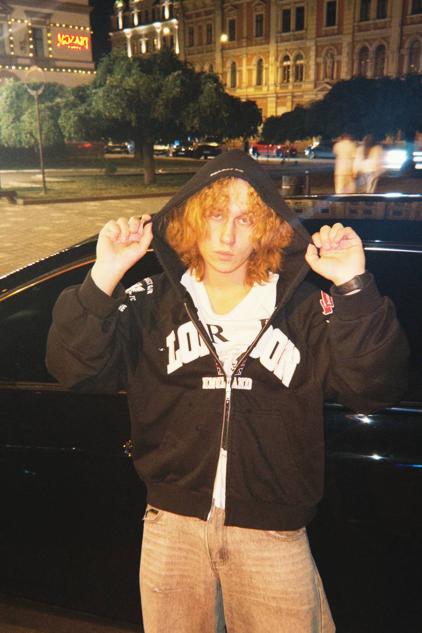 Project G/R London England Zip Hoodie — Black