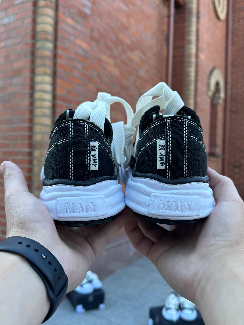 AMIRI × Maison Mihara Yasuhiro Peterson OG Sole Canvas Low «Bones» — Black