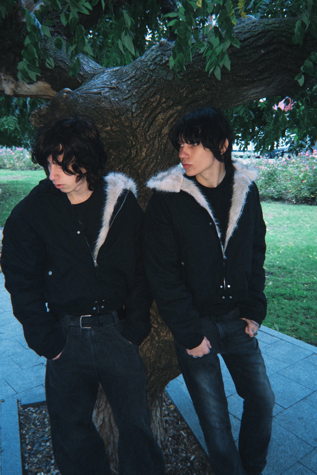 NO LOGO Fur Hood Canvas Jacket — Black