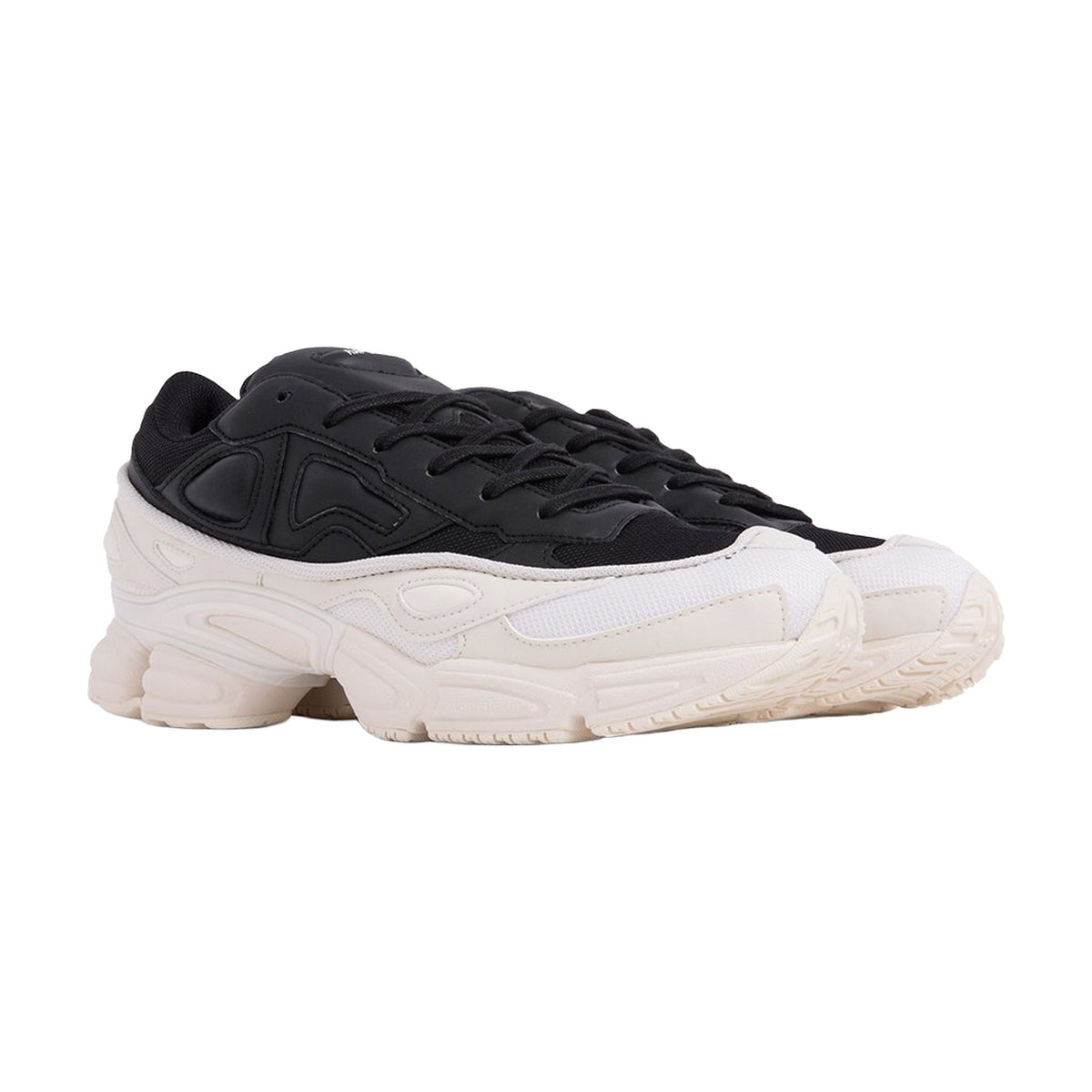 Raf Simons Ozweego — Core White Core Black